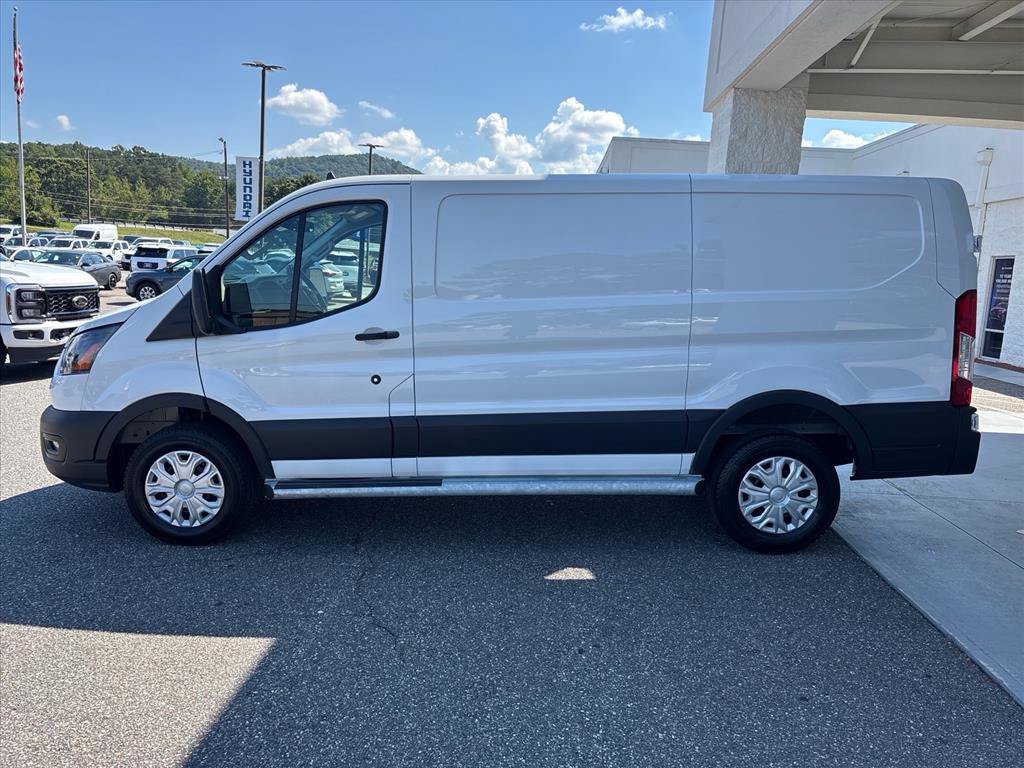 Used 2025 Ford Transit 250 Low Roof w/ Exterior Upgrade Package RWD image 24