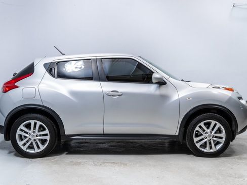 Used 2014 Nissan Juke S image 8