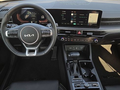 Used 2025 Kia K5 GT FWD image 10