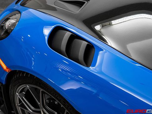 Used 2023 Porsche 718 Cayman GT4 RS RWD image 17