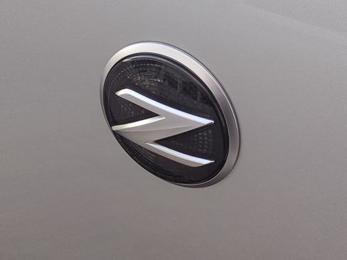 Used 2011 Nissan 370Z Coupe w/ Sport Pkg RWD image 35