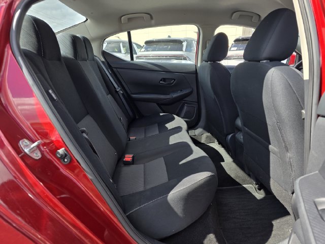 Used 2024 Nissan Sentra SV FWD image 27