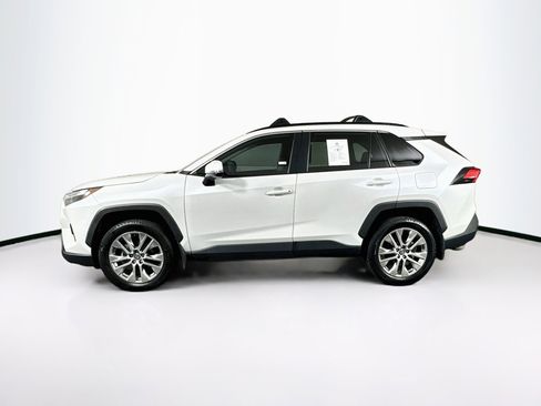 Used 2023 Toyota RAV4 XLE Premium FWD image 4