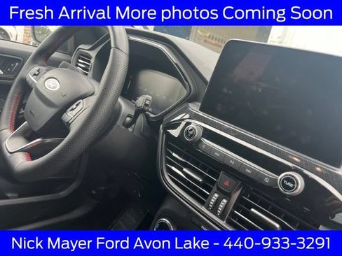 Used 2025 Ford Escape ST-Line Select AWD/4WD image 12