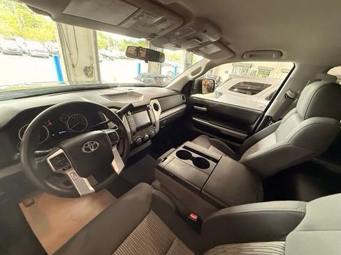Used 2014 Toyota Tundra SR5 AWD/4WD image 7