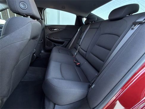 Used 2024 Chevrolet Malibu LT image 26