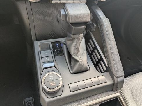 Used 2026 Toyota 4Runner SR5 RWD image 26