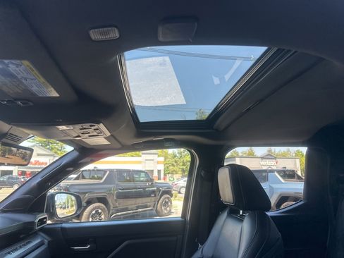 Used 2024 Toyota Tacoma TRD Sport w/ TRD Sport Premium Package AWD/4WD image 44