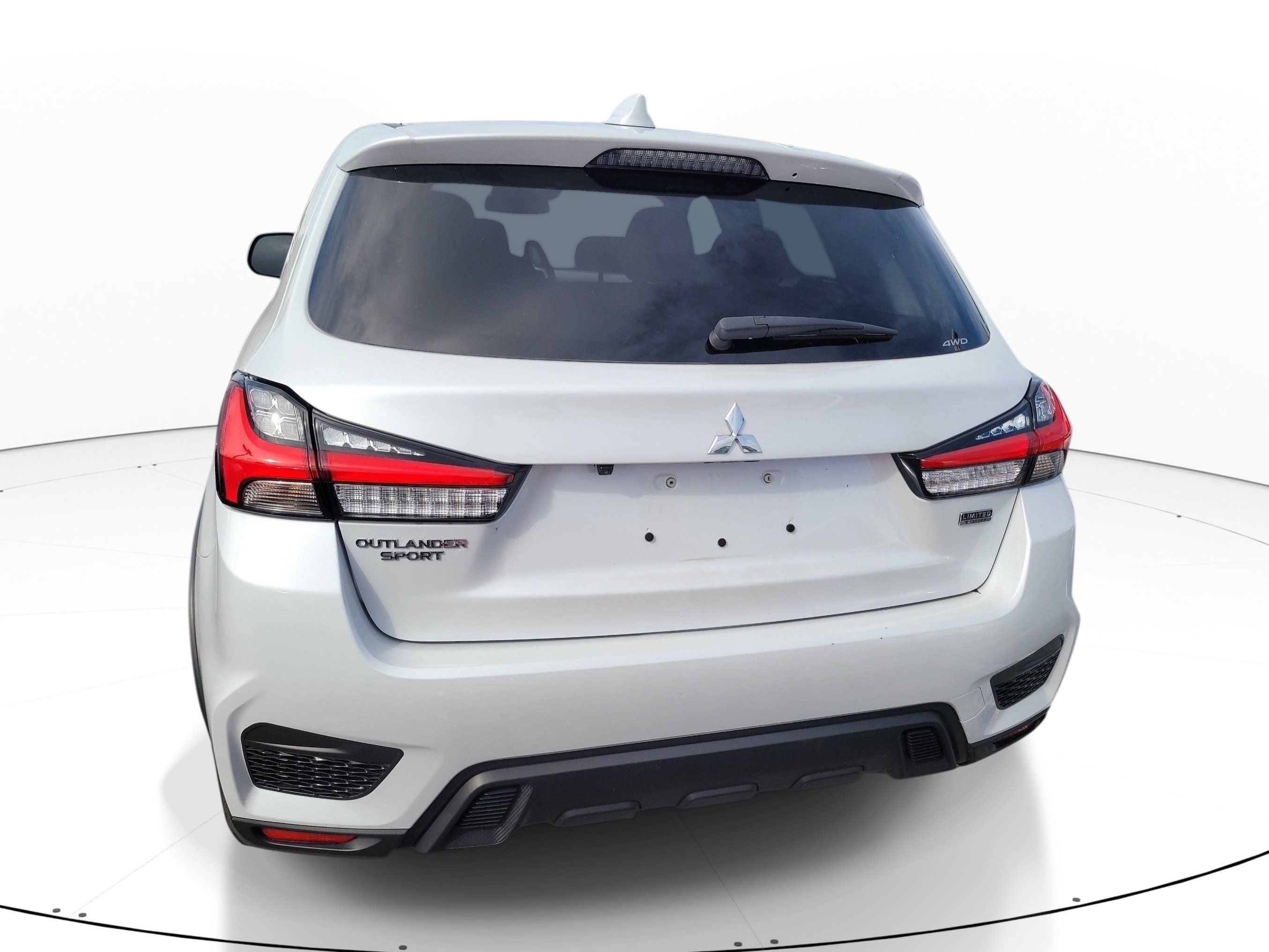 Used 2025 Mitsubishi Outlander Sport LE AWD/4WD image 6