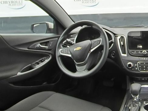 Used 2024 Chevrolet Malibu LT FWD image 16