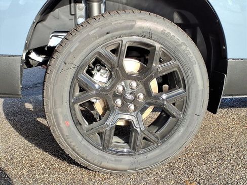 New 2025 Ford Maverick XLT w/ XLT Luxury Package image 10