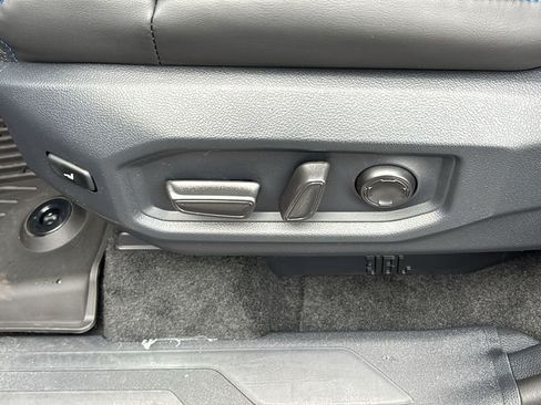 New 2025 Toyota Tundra Platinum AWD/4WD image 42