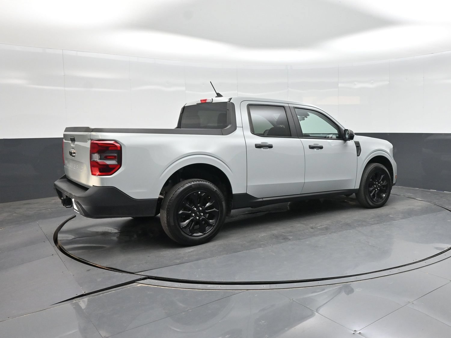 Certified 2023 Ford Maverick XLT w/ XLT Luxury Package FWD image 11