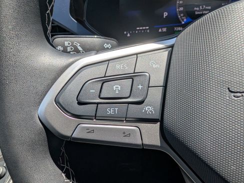 Certified 2024 Volkswagen Taos SE AWD/4WD image 28