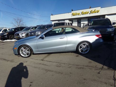 Used 2013 Mercedes-Benz E 350 Cabriolet w/ Premium 2 Pkg image 2