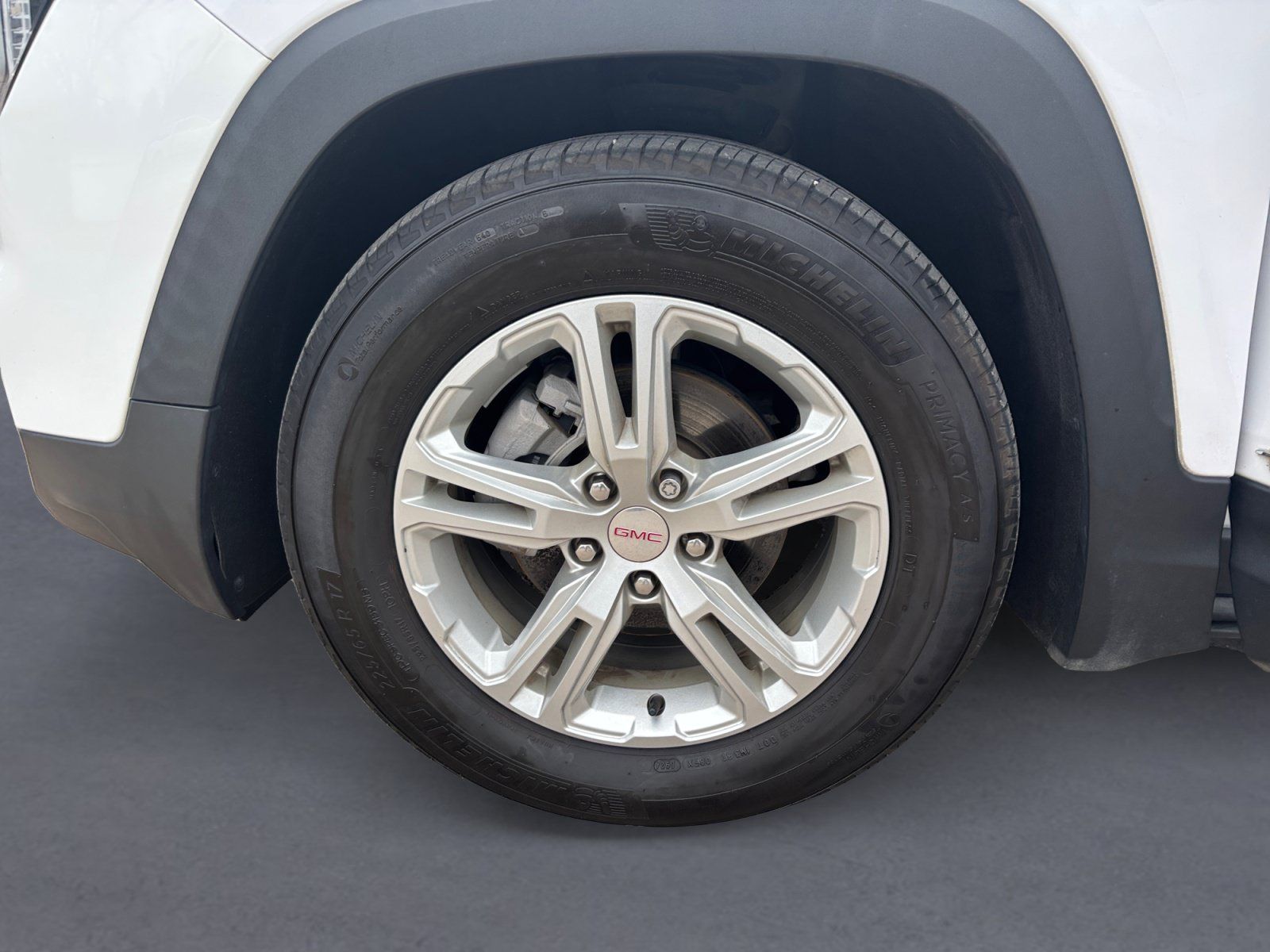 Used 2022 GMC Terrain SLE w/ Driver Convenience Package FWD image 14