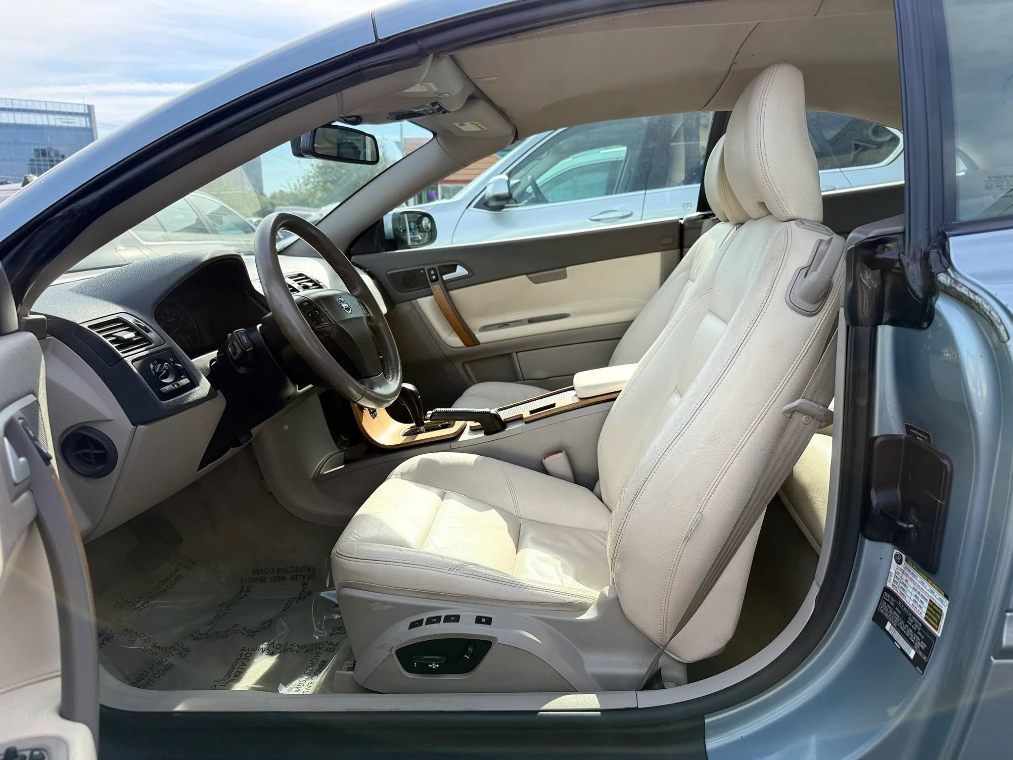 Used 2008 Volvo C70 T5 FWD image 18