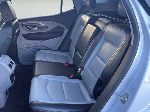 Used 2020 GMC Terrain SLT w/ Preferred Package FWD image 21