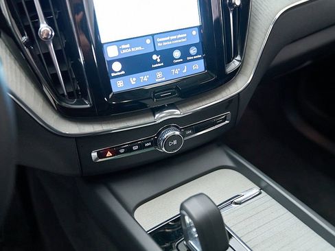 Certified 2025 Volvo XC60 B5 Plus AWD/4WD image 16
