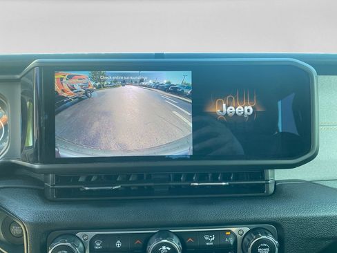 Used 2025 Jeep Wrangler Unlimited Sport AWD/4WD image 24
