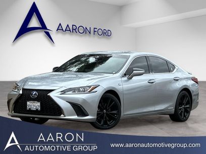 Used 2022 Lexus ES 300h F Sport w/ Accessory Package 2