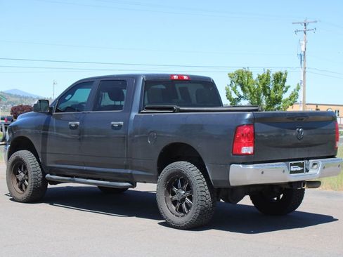Used 2016 RAM 3500 Tradesman w/ Chrome Appearance Group AWD/4WD image 3