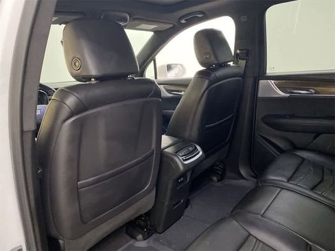 Used 2020 Cadillac XT6 Premium Luxury w/ Platinum Package image 17