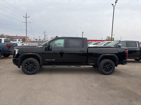 New 2026 GMC Sierra 2500 AT4 w/ AT4 Premium Plus Package image 3