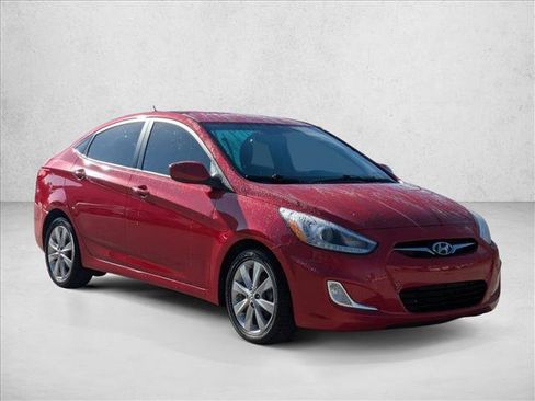 Used 2014 Hyundai Accent GLS w/ Option Group 2 FWD image 3