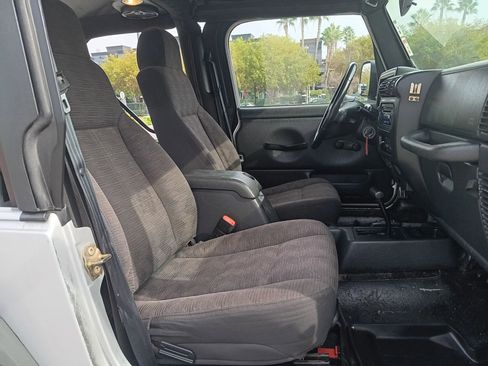 Used 2003 Jeep Wrangler Sport image 12