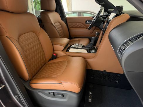 Used 2023 INFINITI QX80 Sensory w/ Cargo Package RWD image 23