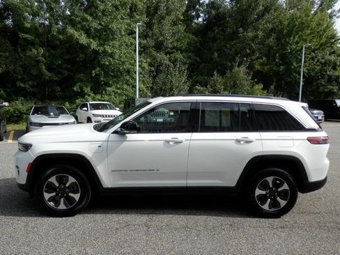 Used 2024 Jeep Grand Cherokee Limited 4xe AWD/4WD image 5