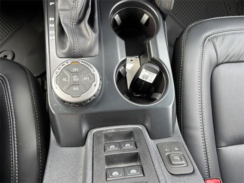 New 2025 Ford Bronco Outer Banks image 20