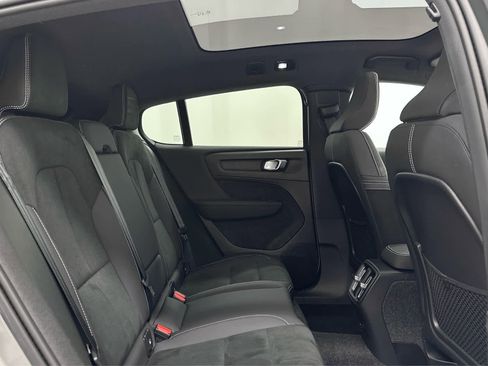 Used 2023 Volvo C40 P8 Recharge Plus image 20