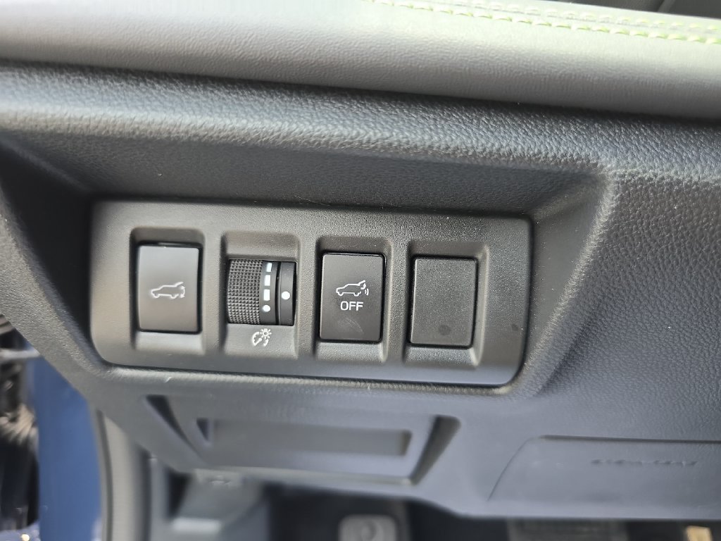 Used 2025 Subaru Outback Onyx Edition AWD/4WD image 22