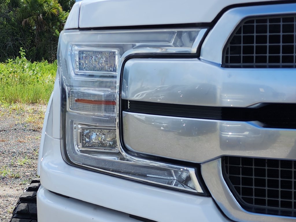 Used 2018 Ford F150 Platinum w/ Equipment Group 701A Luxury AWD/4WD image 10