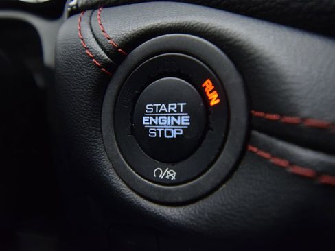 Certified 2023 Dodge Durango R/T image 39