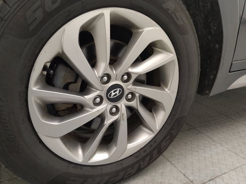 Used 2017 Hyundai Tucson SE Plus AWD/4WD image 31