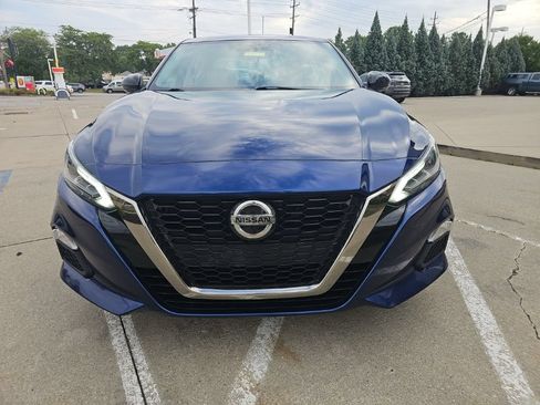 Used 2019 Nissan Altima 2.5 SR w/ SR Premium Package AWD/4WD image 6