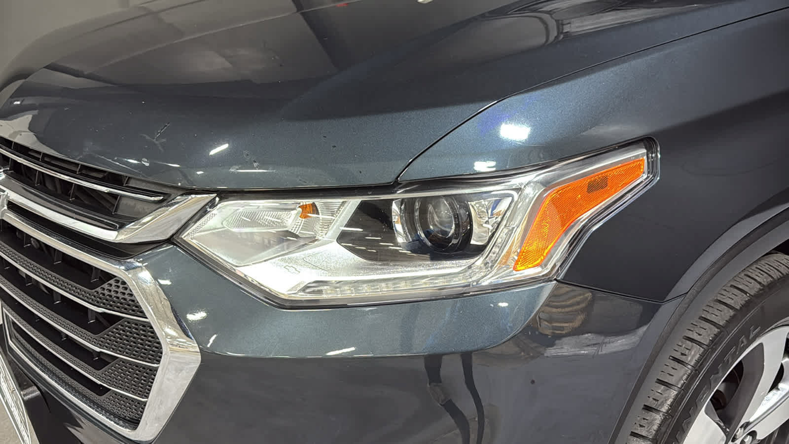 Used 2019 Chevrolet Traverse LT w/ LT Premium Package AWD/4WD image 7