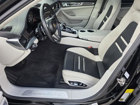 Used 2021 Porsche Panamera Turbo S image 10