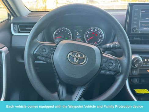 Used 2021 Toyota RAV4 XLE image 22