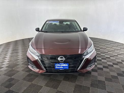 Used 2025 Nissan Altima 2.5 SV FWD image 3