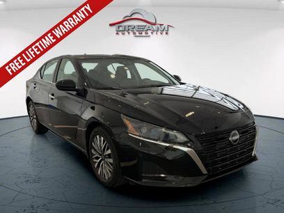 New 2025 Nissan Altima 2.5 SV