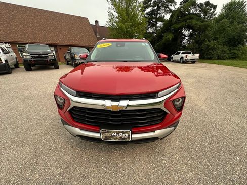 Used 2026 Chevrolet TrailBlazer LT w/ LT Cold Weather Package AWD/4WD image 8