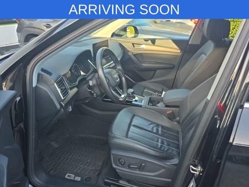 Used 2023 Audi Q5 2.0T Premium w/ Convenience Package image 6