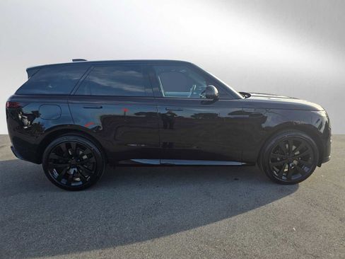 New 2026 Land Rover Range Rover Sport Dynamic SE image 5