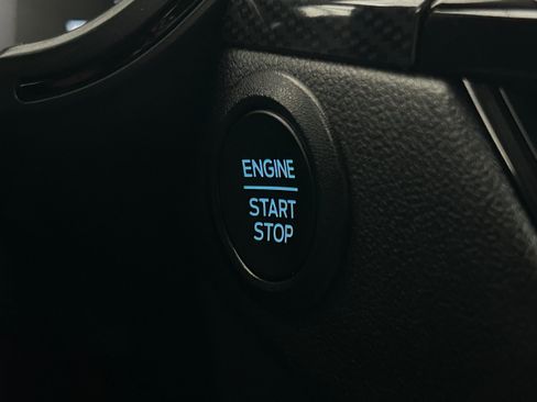 Used 2023 Ford Escape ST-Line AWD/4WD image 11