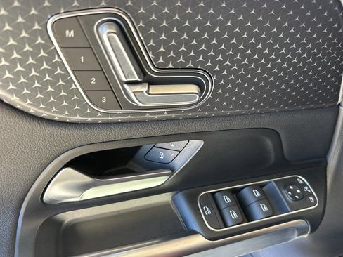 Certified 2024 Mercedes-Benz EQB 300 4MATIC image 12