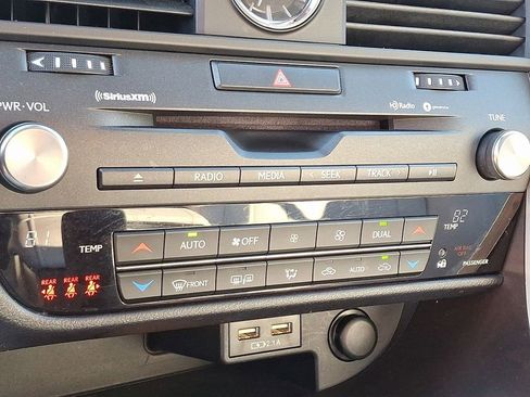 Used 2022 Lexus RX 350 AWD w/ Premium Package image 17